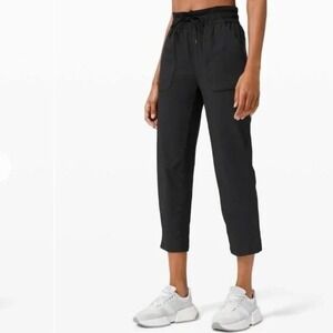 Lululemon Beyond The Studio Cropped Pants Black Size 6 25" Inseam High Rise